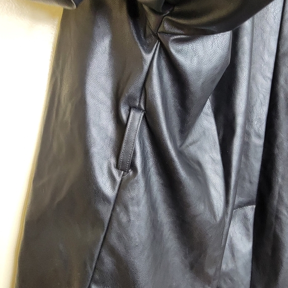 Who What Wear Black Faux Leather Jacket Medium - Picture 8 of 9